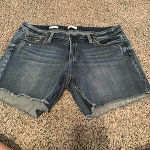 Women’s Vigoss shorts
